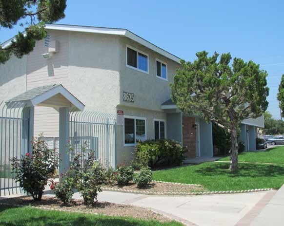 Park Parthenia Village Apartments For Rent In Northridge Ca Forrent Com