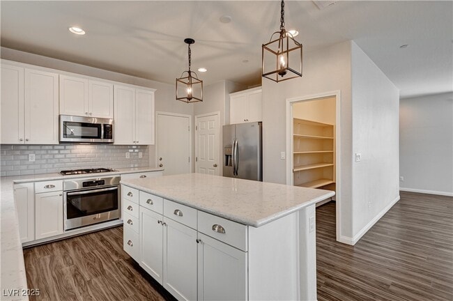Building Photo - 835 N Water St Rental