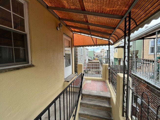 Photo - 1101 Tree St Unidad 2nd Flr
