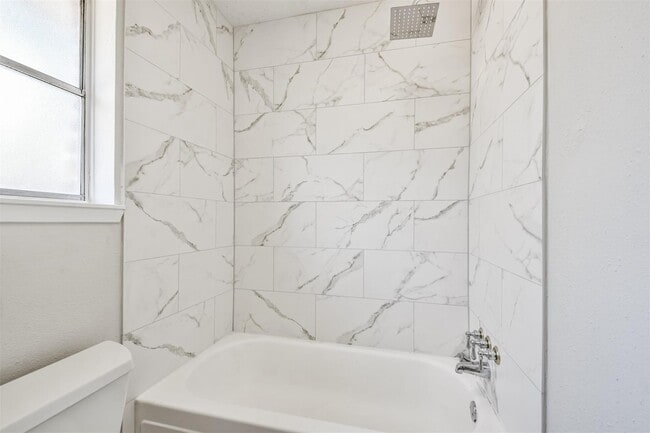 Building Photo - 23203 Pennsgrove Rd