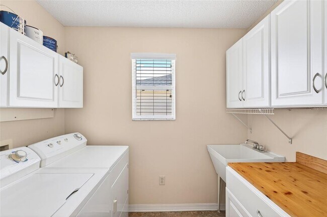 Photo - 430 Calvert Terrace