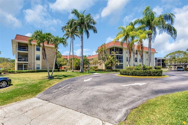 Photo - 5540 Tamberlane Cir Condo Unit 316