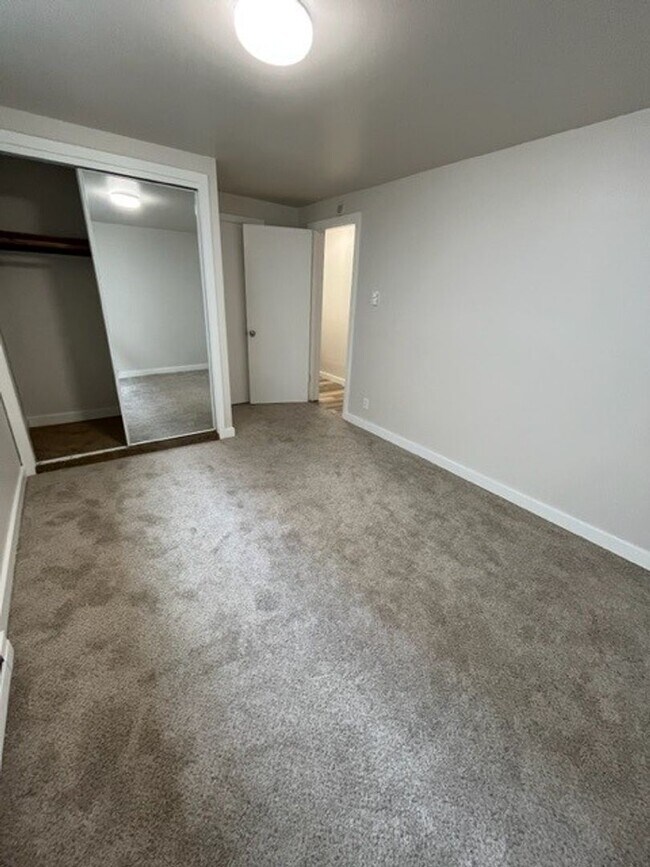 Photo - Twin Court - Ballard - Renovated Unit