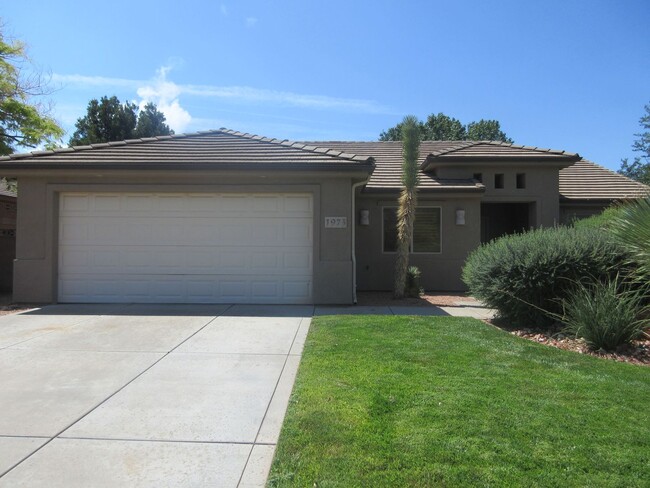 Single Family Home in Ironwood Community -... - Single Family Home in Ironwood Community -...