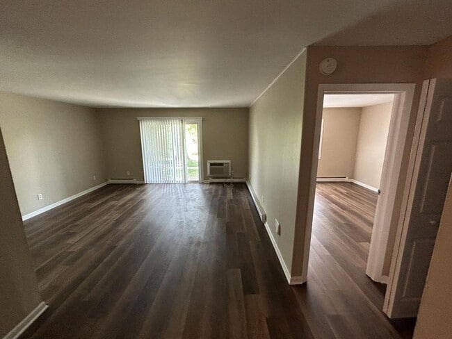 Photo - 6578 Lake Rd