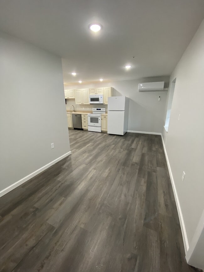 65 Woods Edge Rd Unidad 1