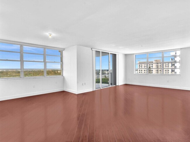 Photo - 2750 NE 183rd St Unit 1108