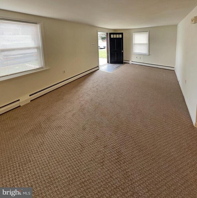 Photo - 235 Roesch Ave