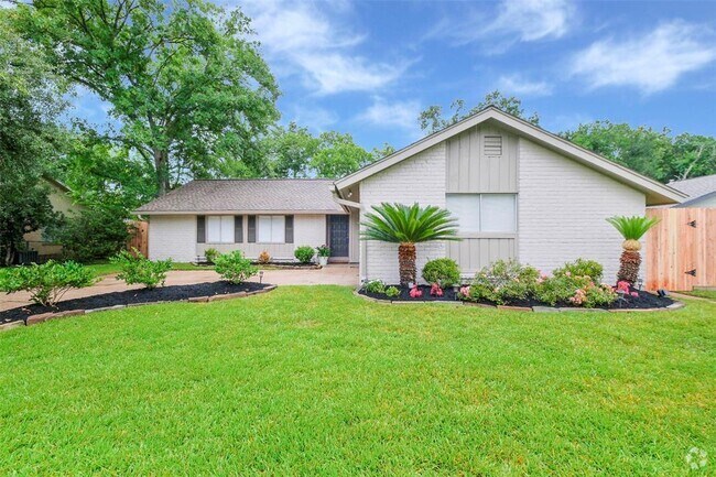 Building Photo - 4511 Ravine Dr Rental