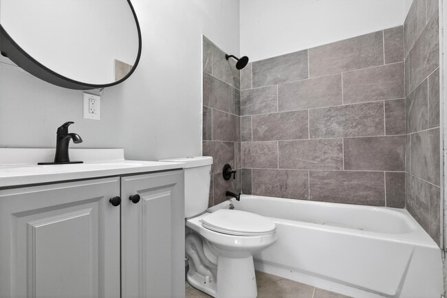 Photo - 3356 W 44th St Unidad 3356 W 44th Street  1