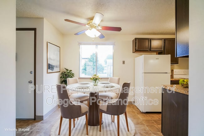 Photo - 14140 NE Sandy Blvd Unit Q-03