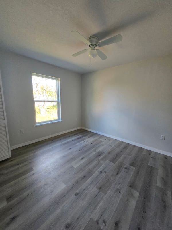 Photo - 1740 Magnolia St