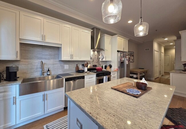 Photo - 20 N Aberdeen St