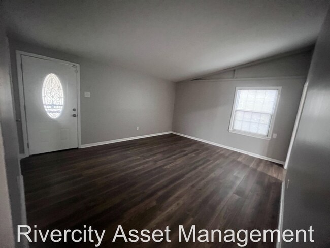 Photo - 1316 E Raines Rd