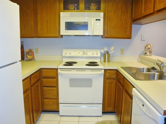 Photo - 270 Woodlake Wynde Unit 270