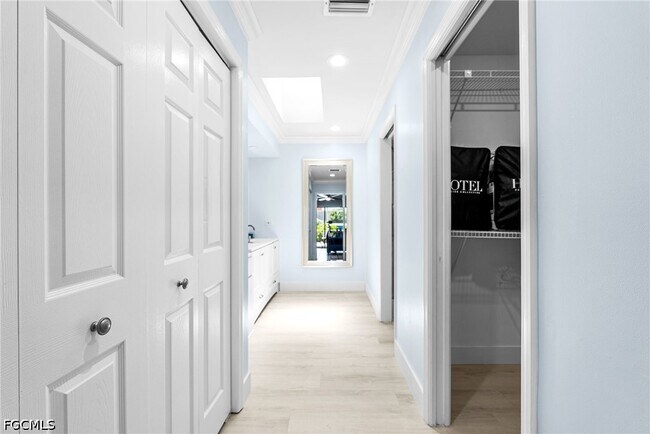 Photo - 2328 SE 27th St
