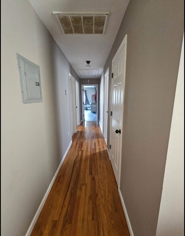 Pasillo - 96-98 Peabody Pl