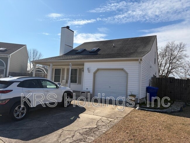 Building Photo - 6040 Capital Pl