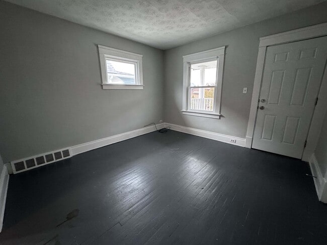 Photo - 10008 Mt Auburn Ave Unit UP