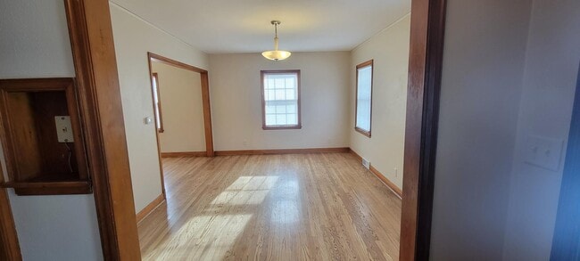 Photo - 24 S Pine St