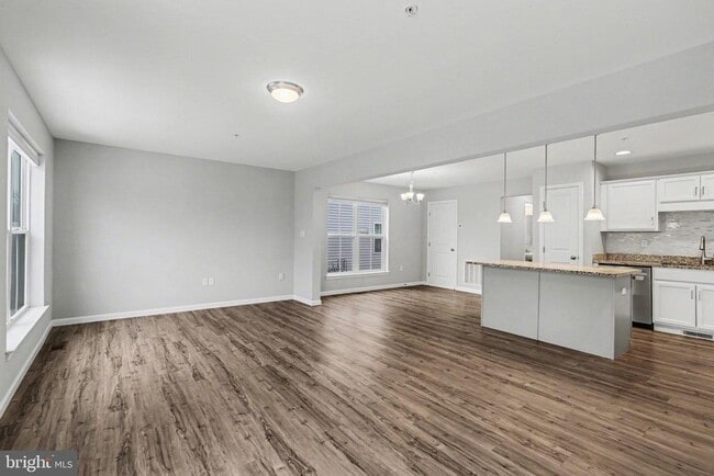 Photo - 8110 Kelly Dr