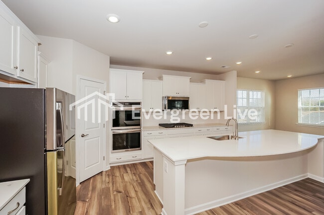 Photo - 6508 Fairfax Ct