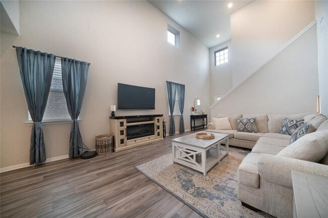 Photo - 1228 Vogel Dr