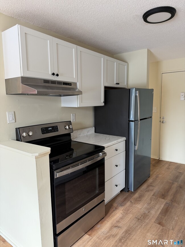 Photo - 45 Jefferson Rd Unit 3-7