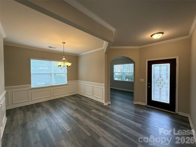 Photo - 1121 Wainscott Dr