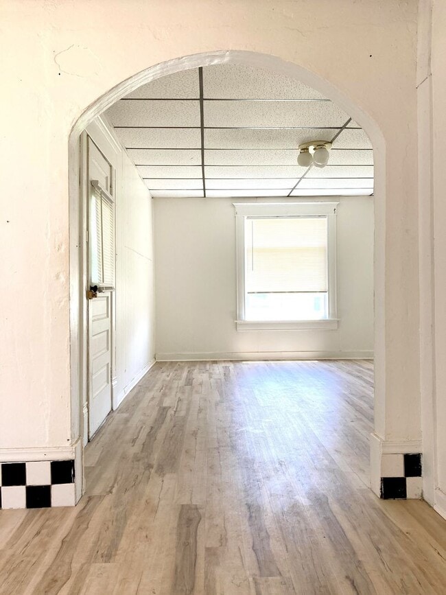 Photo - 2 Bed 1 Bath Home