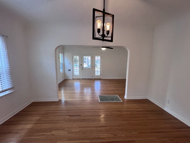 Photo - 4628 6th Ave Unidad 4628