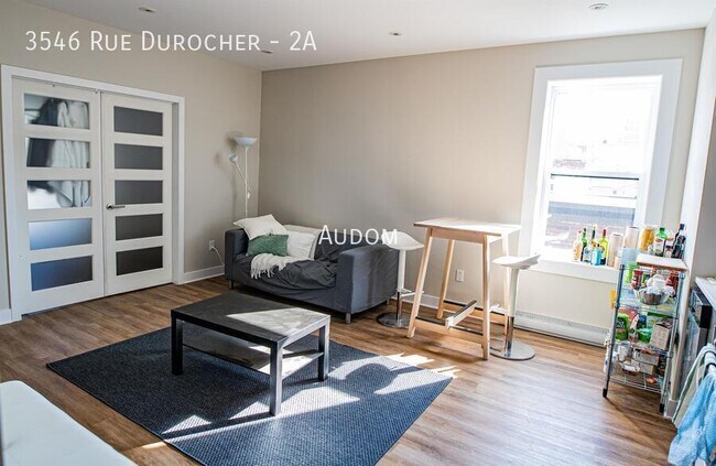 Photo - 3546 Rue Durocher Unit 2A