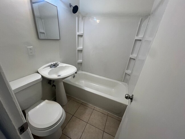 Photo - Spacious 2 bedroom townhome