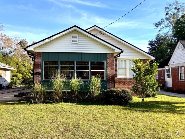 Building Photo - 1021 Ingleside Ave Rental