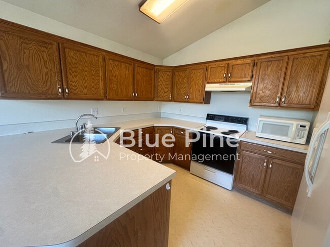 Photo - 3705 Spring Creek Dr