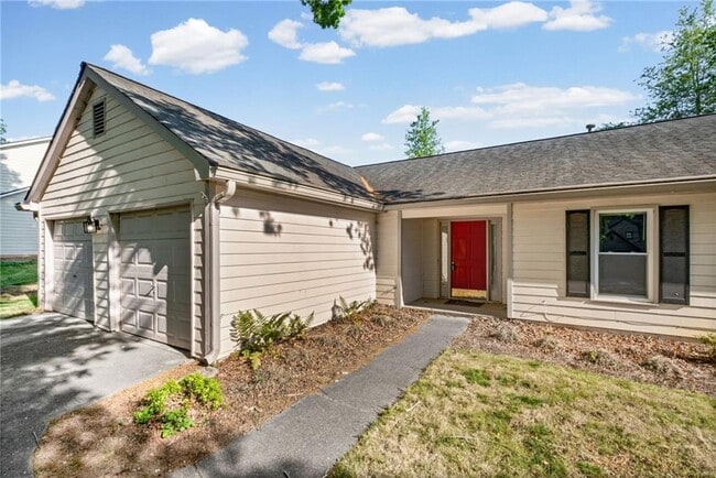 Photo - 1194 Meadow Oaks Dr NW