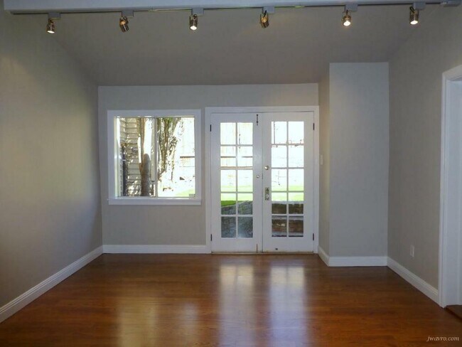 Photo - 3 Winfield St