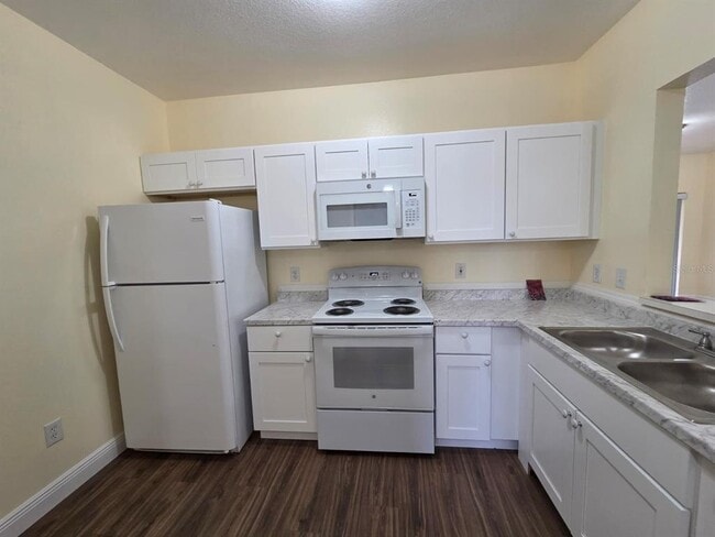 Photo - 515 Villa Del Sol Cir Unit 206