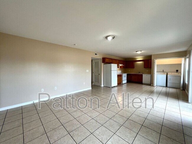 Photo - 4 Zell Ln Unit Apt C