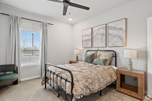 2BR, 2BA - 1,195SF - Second Bedroom