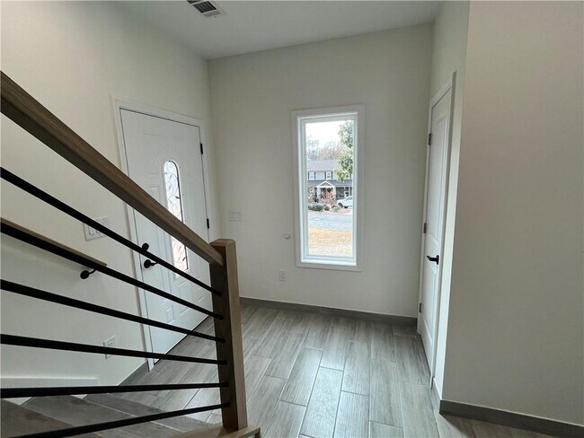 Photo - 4500 Kings Lake Dr