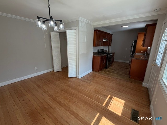 54 Oak Ave Unit 1