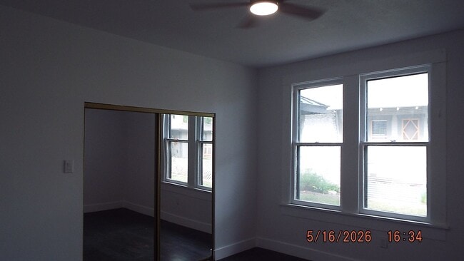 Photo - 940 W Mulberry Ave Unidad Downstairs # 1