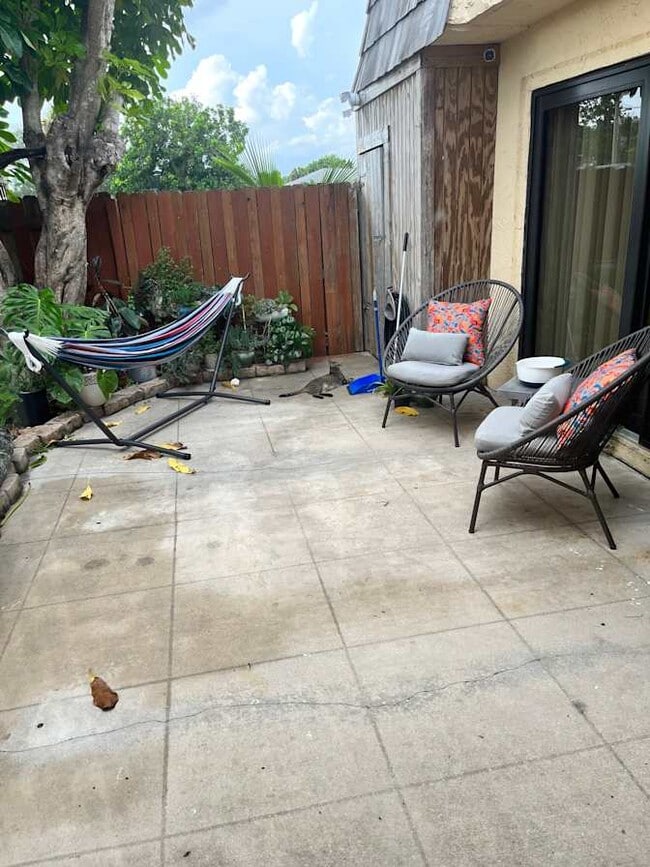 Photo - 2488 Waterside Dr