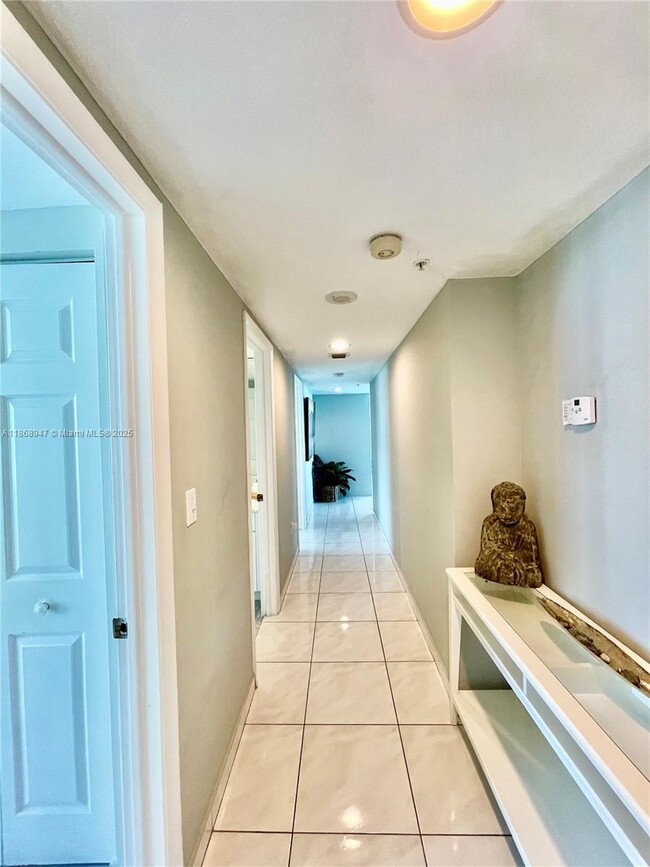 Photo - 800 Claughton Island Dr Unit 1701