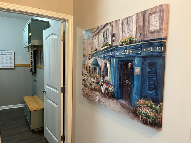 Photo - 331 Sonoma Dr