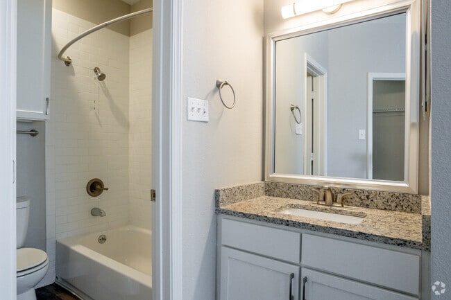 2 BR, 2 BA - 865 SF - Green Tree Place