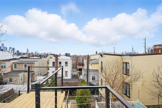Photo - 608 Palisade Ave Condo Unit 3
