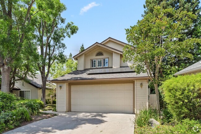 Building Photo - 9134 N Woodlawn Dr Rental