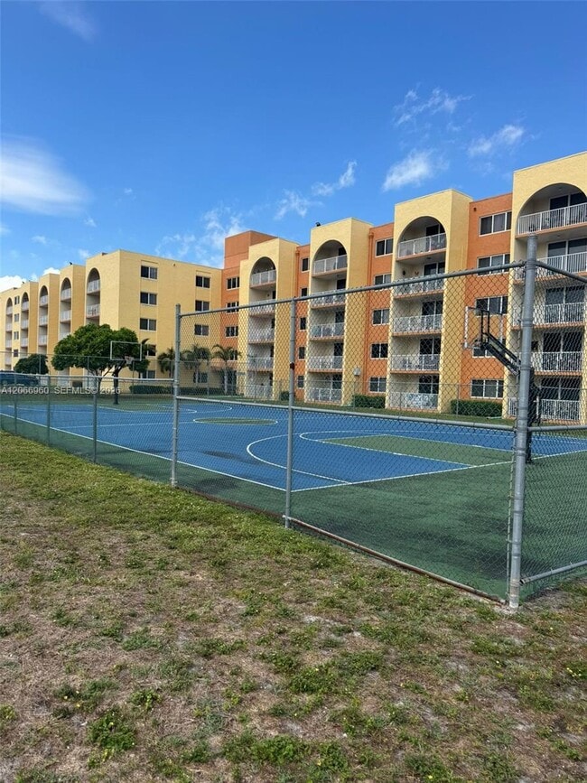 Photo - 6970 NW 186th St Unit 3-212